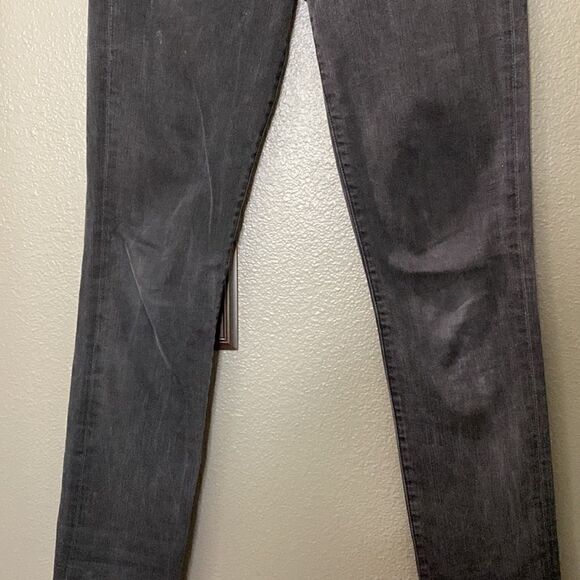 J Brand Women Ruby 30 high rise Cigarette Leg Jean in Vanity black wash - Picture 5 of 15